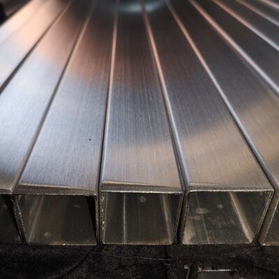SUS 201 304 316 Mirror Satin Finished Inox Welded Pipe 0.7mm-3.5mm Độ dày ống hình vuông thép không gỉ 40mmx40mm
